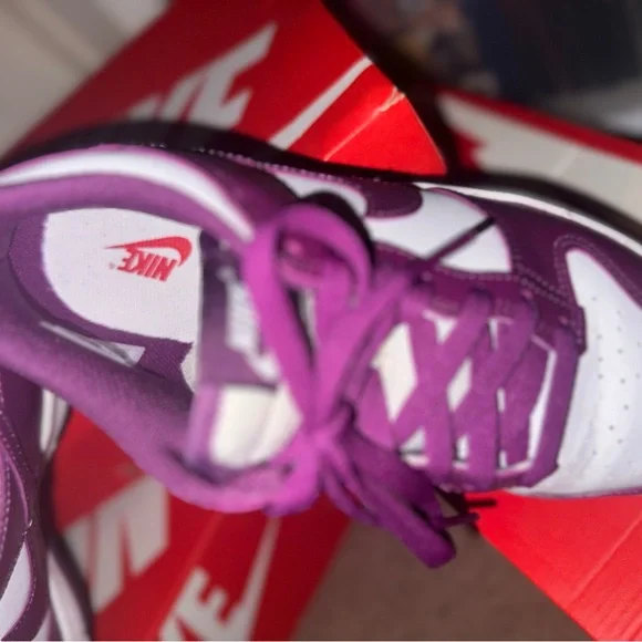 Nike Dunk Low GS UIGC BOX Included - Picture 9 of 14